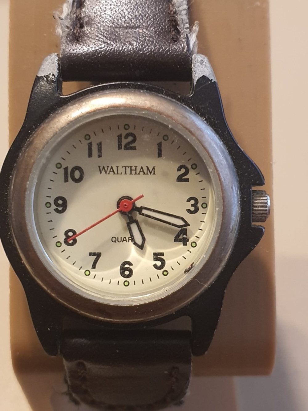 🦋10/$20🦋 Waltham Silver/Tan Nylon Women's Field Watch - Picture 3 of 5